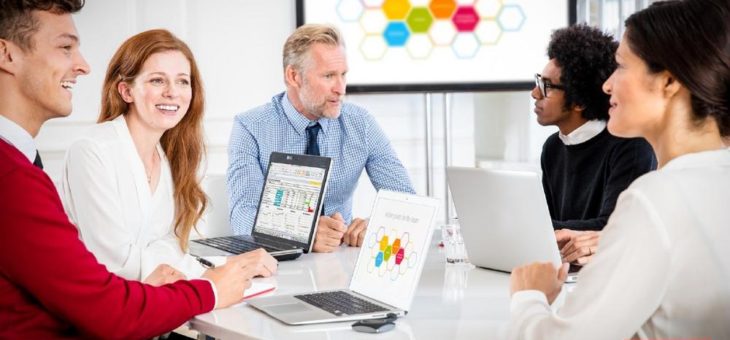 NEU: Barco ClickShare drahtlose Präsentationssysteme bei monitorhalterung.de