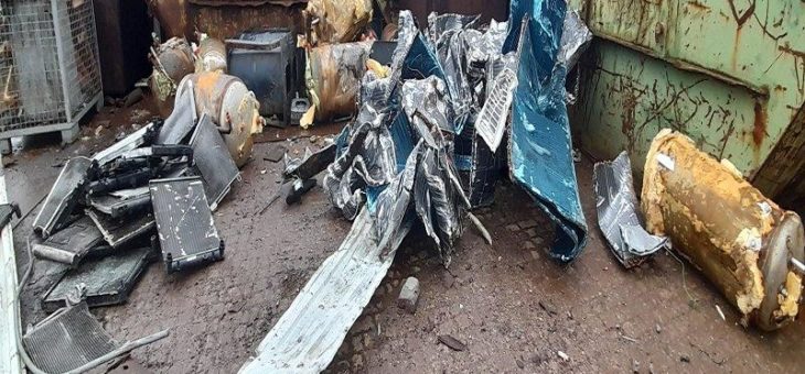 Die Schrottabholung Aachen sammelt Schrott nicht nur in Aachen selbst, sondern auch im benachbarten Holzminden kostenlos ein