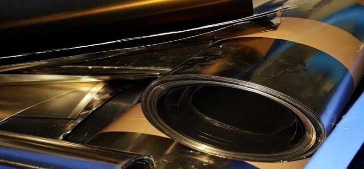 Der alten Tradition verbunden zieht auch die Schrottabholung in Düsseldorf mithilfe von Melodien Aufmerksamkeit auf sich