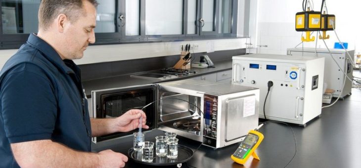 TÜV SÜD gibt Tipps für den Kauf einer Mikrowelle