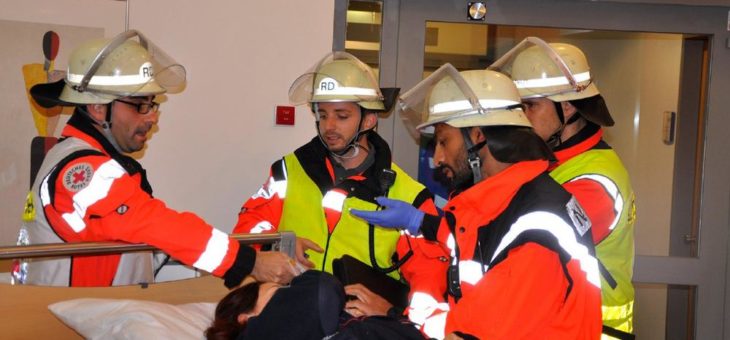 Simulation mit Blaulicht und Sirenen: Evakuierungsübung im Christophsbad
