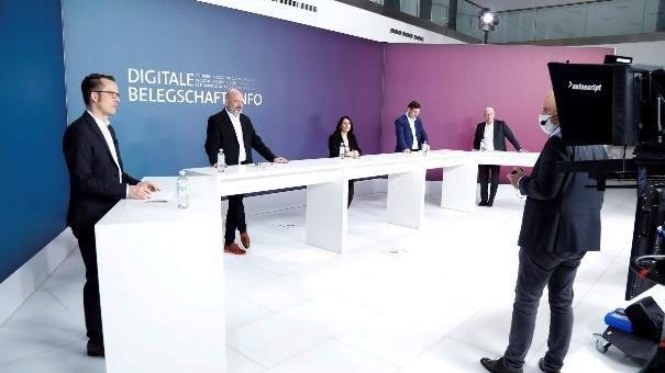 „Digitale Belegschaftsinfo“ bei Volkswagen: Betriebsrat, Vorstände und Anteilseigner wenden sich an Belegschaft