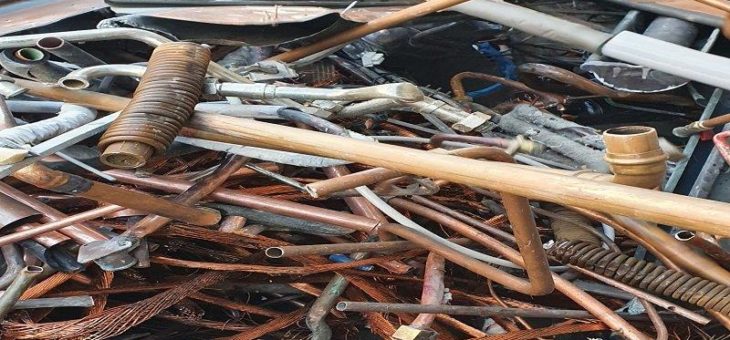 Das Portfolio umfasst das kostenlose Abholen von Schrott sowie den Ankauf von Altmetallschrott in Velbert