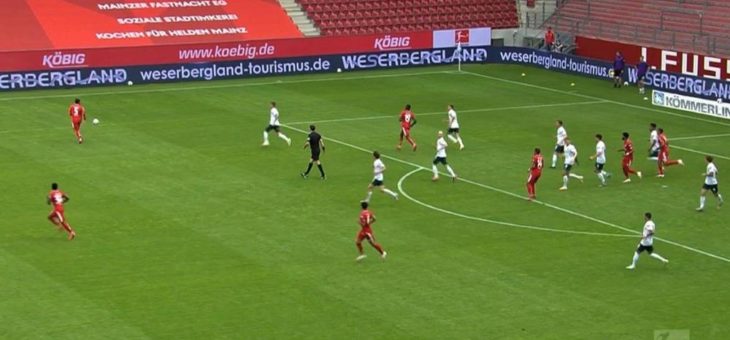 Weserbergland wirbt beim Spiel Mainz gegen Bielefeld in der Fußball-Bundesliga