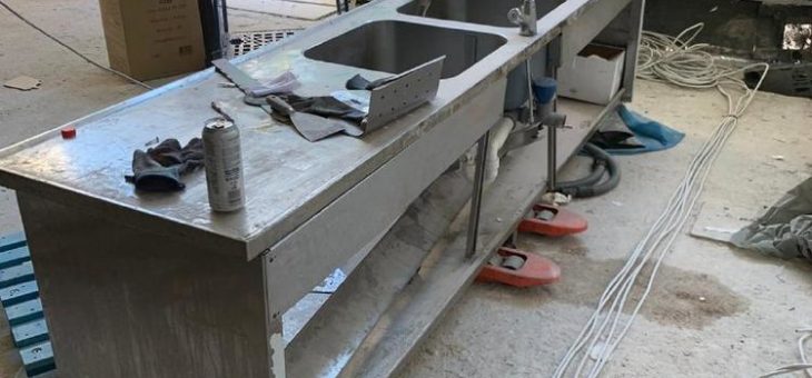 Altmetallhändler in Bornheim (Westf.) entsorgen auch Altautos