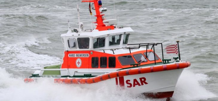 Seenotretter befreien vor Grömitz Seekajakfahrer aus großer Gefahr