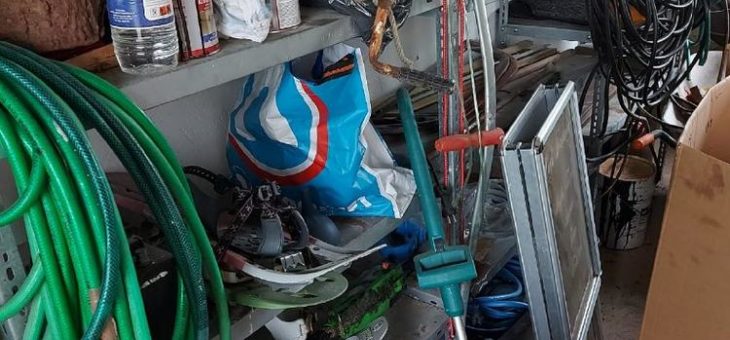 Statt auf Klüngelskerl warten den Schrotthändler aus Leverkusen anrufen