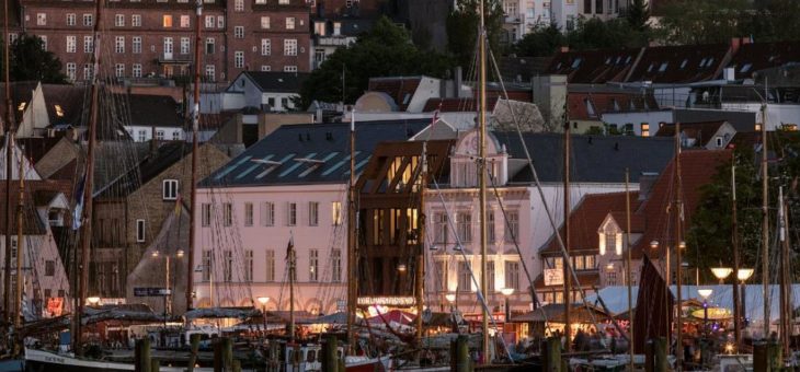 Schlafen an Bord mit Verwöhnprogramm im Hotel Hafen Flensburg