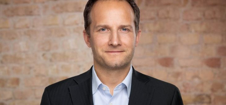 Björn Jüngerkes erweitert Geschäftsführung von zinsbaustein.de