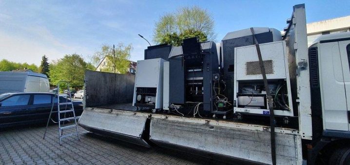 Schrottabholung ist nicht nur in Krefeld eine Serviceleistung, der Schrottankauf dagegen eine Vertrauenssache