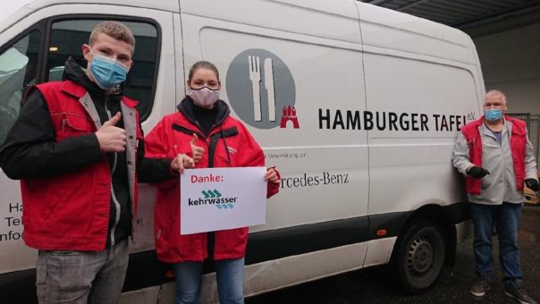 Kehrwasser unterstützt die Hamburger Tafel mit einer Weihnachtsspende