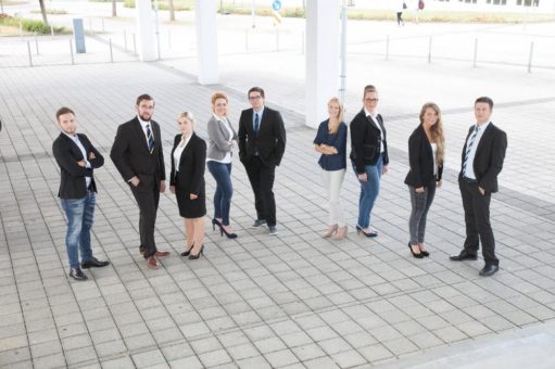 Jetzt informieren: Berufsbegleitendes Fernstudium Betriebswirtschaft (B.A.)