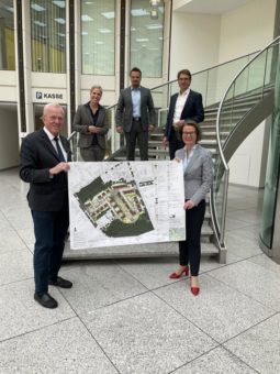 Ministerin Scharrenbach besucht FAKT AG