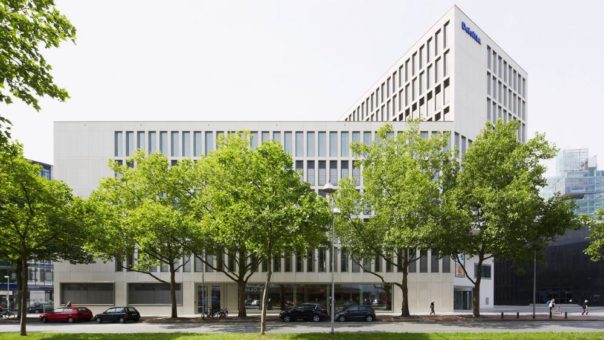 Union Investment erwirbt Landmark-Bürogebäude „Haus am Aegi“ in Hannover von Quantum