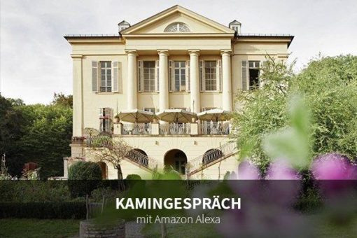 Kamingespräch mit Alexa von Amazon auf Schloss Freudenberg