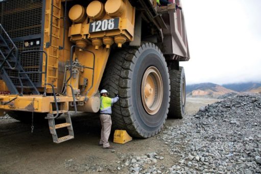 Bridgestone übernimmt Otraco OTR Tire Management Solutions von Downer