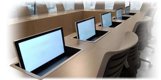 TURNIS 220 versenkbarer Monitor: Bereit mit nur einer Handbewegung