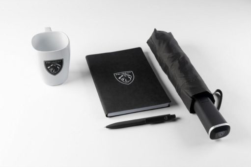 PEUGEOT führt Lifestyle-Kollektion mit neuer Markenidentität ein