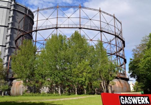 Im großen Teleskop-Gasbehälter soll künftig gefeiert werden