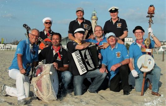 Heute: Warnemünder Jungs