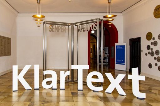 Was hast du da eigentlich gemacht in deiner Doktorarbeit? – KlarText-Preis für Wissenschaftskommunikation 2021 vergeben