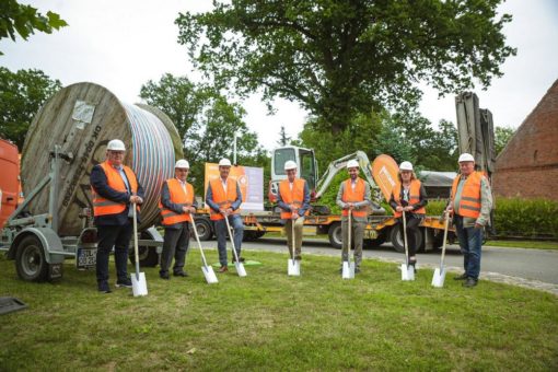 Offizieller Baustart für Glasfasernetz in den Regionen Lenzen, Karstädt und Perleberg