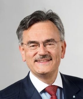 Prof. Dr. Dr. h.c. mult. Wolfgang A. Herrmann verstärkt Unternehmensbeirat der ACCUMULATA