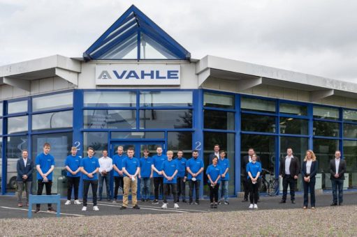13 Auszubildende starten bei VAHLE ins Berufsleben
