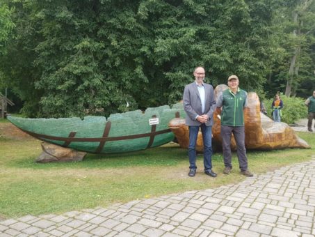 Die Glasarche macht auf ihrer Reise durch Deutschland Halt im Nationalpark Hainich