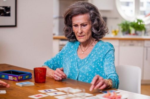 Demenz: Angehörige benötigen ebenso Beratung wie Betroffene selbst