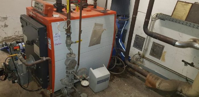 Ortsansässiger Schrotthändler aus Neuss übernimmt die Abholung von Altschrott und Metall