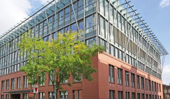 Deutsche Logistik Holding bezieht neuen Standort im Düsseldorfer Medienhafen