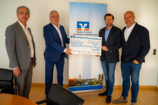 monte mare & friends spenden 360.719 Euro an die Bürgerstiftung der Volksbank RheinAhrEifel eG zugunsten der Unwettergeschädigten