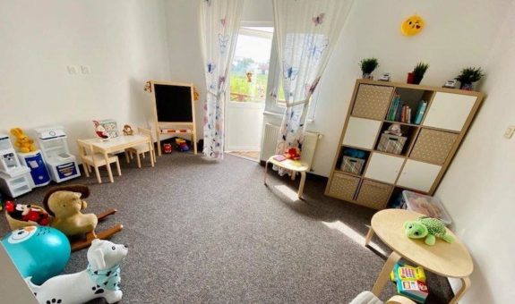 ADRA Rumänien: Engagement für „Notaufnahmestelle für Opfer häuslicher Gewalt“ verlängert