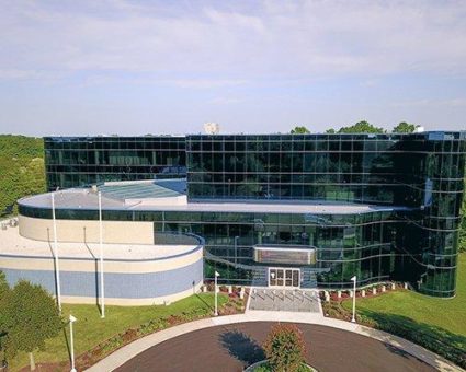 USA: Adventistische Kirchenleitung reagiert auf Protestwelle und ruft Kirchenmitglieder auf, Kanäle des Friedens zu sein