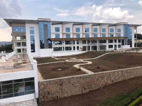 Staatspräsident von Ruanda eröffnet adventistische medizinische Fakultät