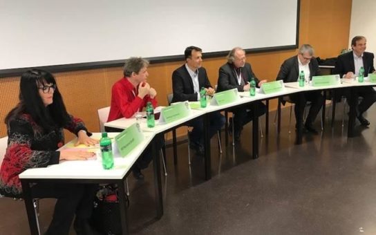 Raus aus der Öffentlichkeit: Ist Glaube reine Privatsache?