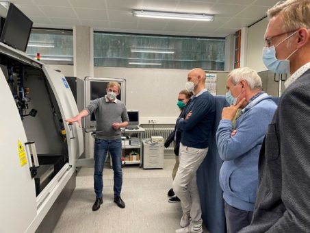 Tagung zu ultrakurzen und hochpräzisen Laserstrahlen