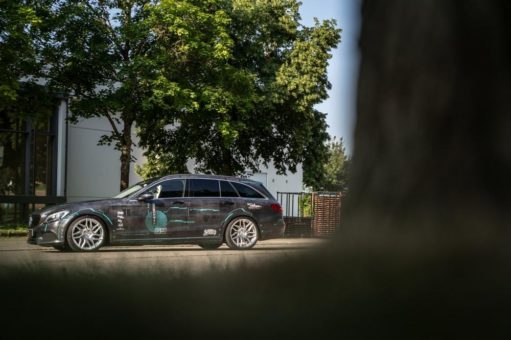 Schwabenfolia meets Barracuda: 19-zöllige Dragoon am Digitaldruck-Mercedes
