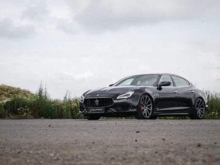 Edle Schuhe für den rassigen Italiener: Maserati Quattroporte mit Cor.Speed Deville