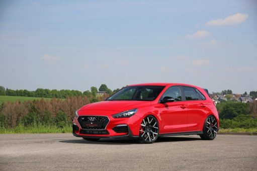 Barracuda Tzunamee EVO am Hot Hatch-Shooting Star Hyundai i30 N