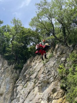 Bergwacht Stuttgart: Windenrettung an der Kesselwand – Kletterer abgestürzt