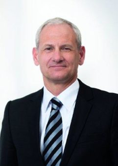 Erstes umfassendes Werk über Unternehmenssteuerung 4.0