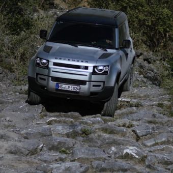 Land Rover Island begrüßt alle Offroad-Fans auf der „Abenteuer & Allrad“ Messe in Bad Kissingen
