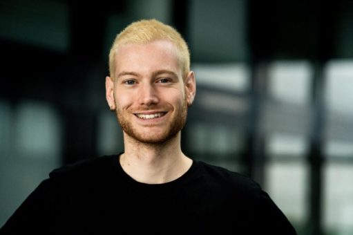 Tiefgang-Talentförderung geht an drei Masterstudierende der Deutschen Journalistenschule