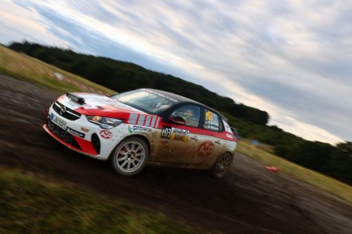 „Rallyefahren mit Meerblick“ – AvD Teams belegen beim Lauf zum Opel e-Rally Cup in Schleswig-Holstein die Ränge vier und fünf
