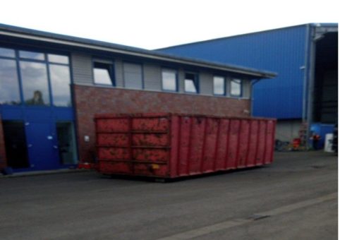 Schrottabholung Dorsten – Metallschrott beinhaltet wertvolle Rohstoffe, die nicht ungenutzt verfallen sollten