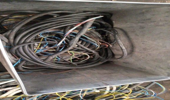 Wir holen kostenlos ihren Schrott aus Leverkusen ab und ganz Umgebung