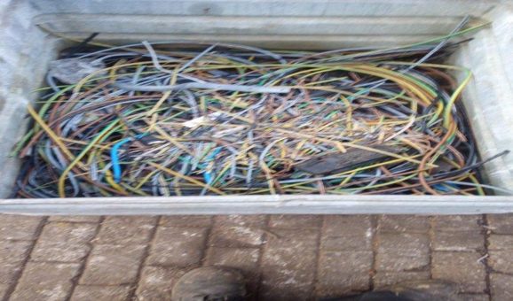 Neben fairen Preisen garantiert der Schrottabholung Neuss ein fachkundiges Schrott-Recycling
