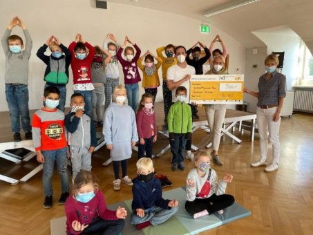 „Kauf1Mehr“: Geldspenden für Wiederaufbau der Katholischen Grundschule in Meckenheim und Aloisiusschule in Ahrweiler